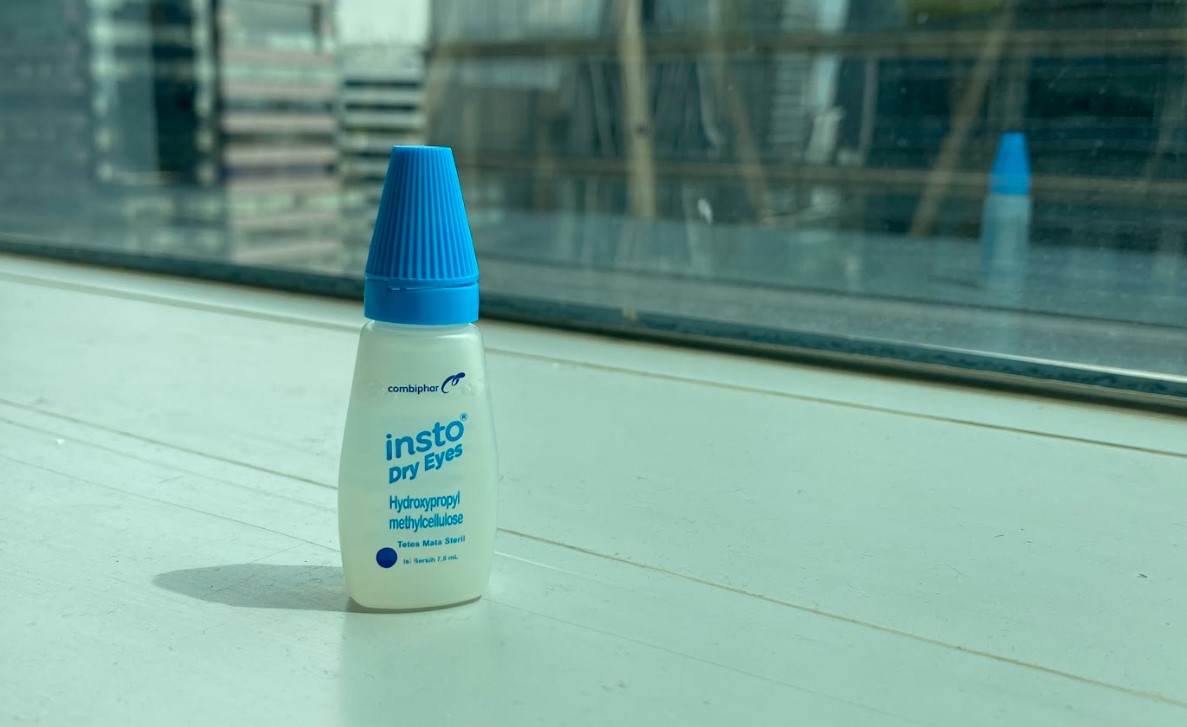 Menghadapi Mata Kering Membuatku Bertemu Insto Dry Eyes